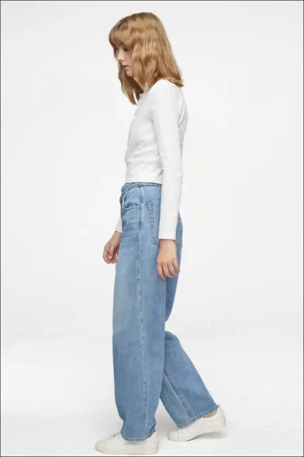 Button-Fly Wide Leg Jeans e23.0 | Emf - Women’s